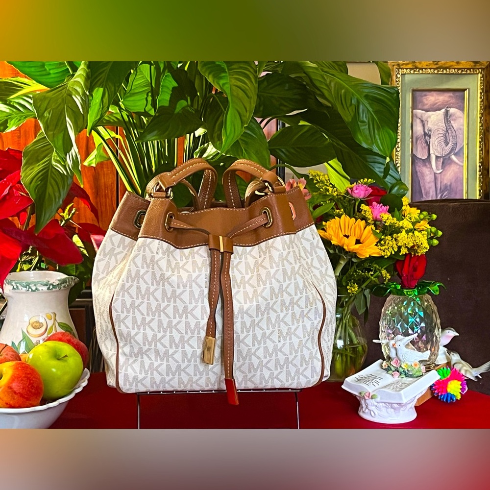 MK MONOGRAM BUCKET BAG